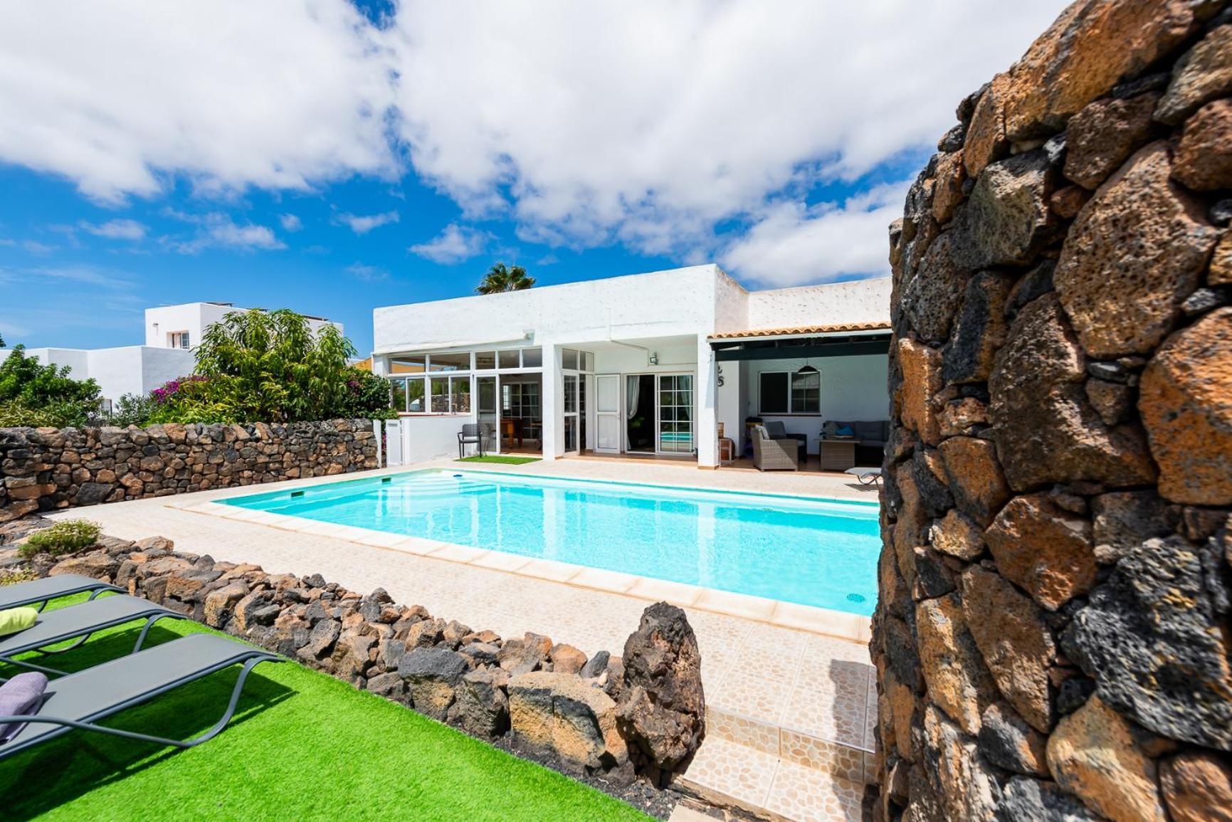 Casa Yukka Villa With Heated Pool 拉哈雷斯 外观 照片