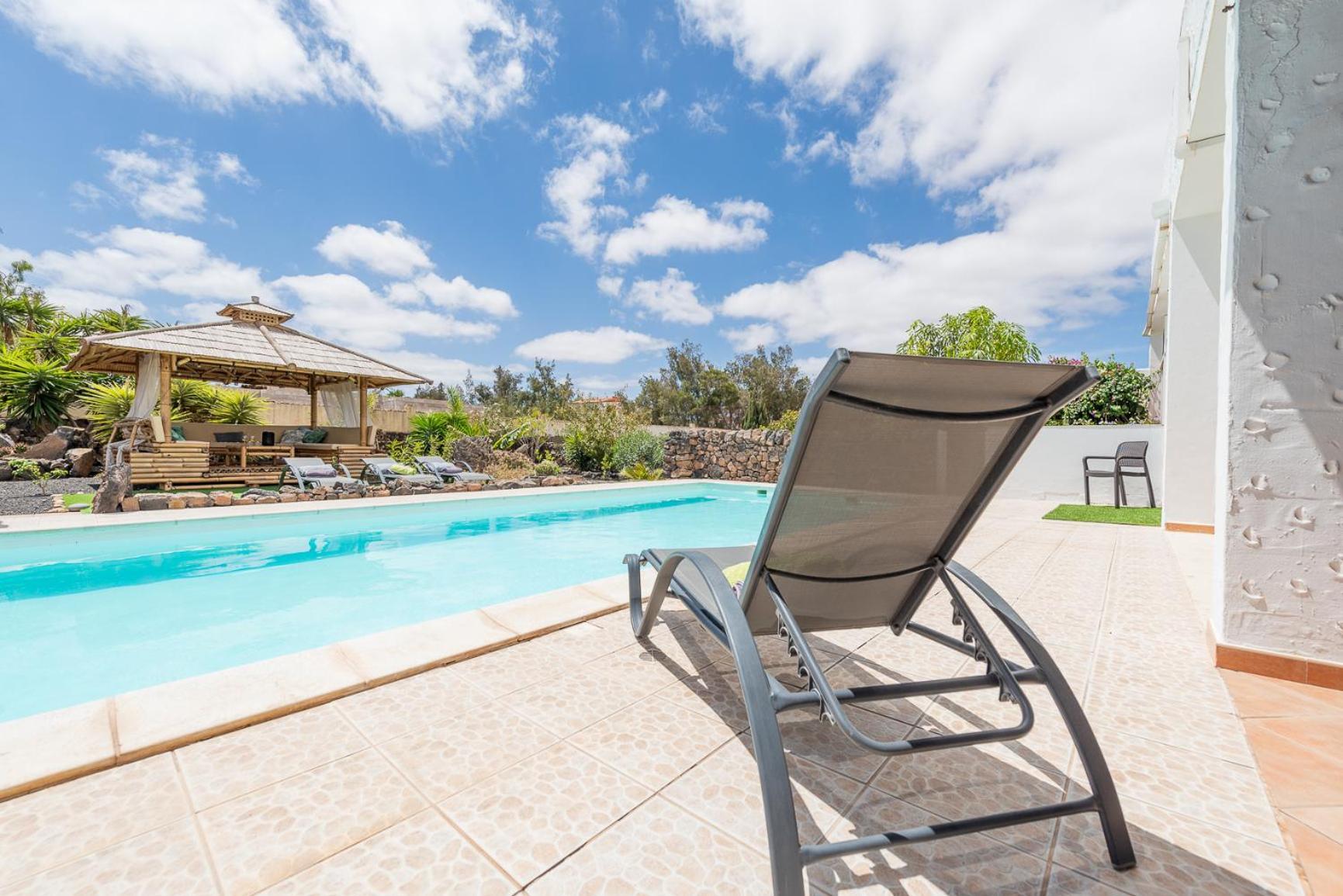 Casa Yukka Villa With Heated Pool 拉哈雷斯 外观 照片